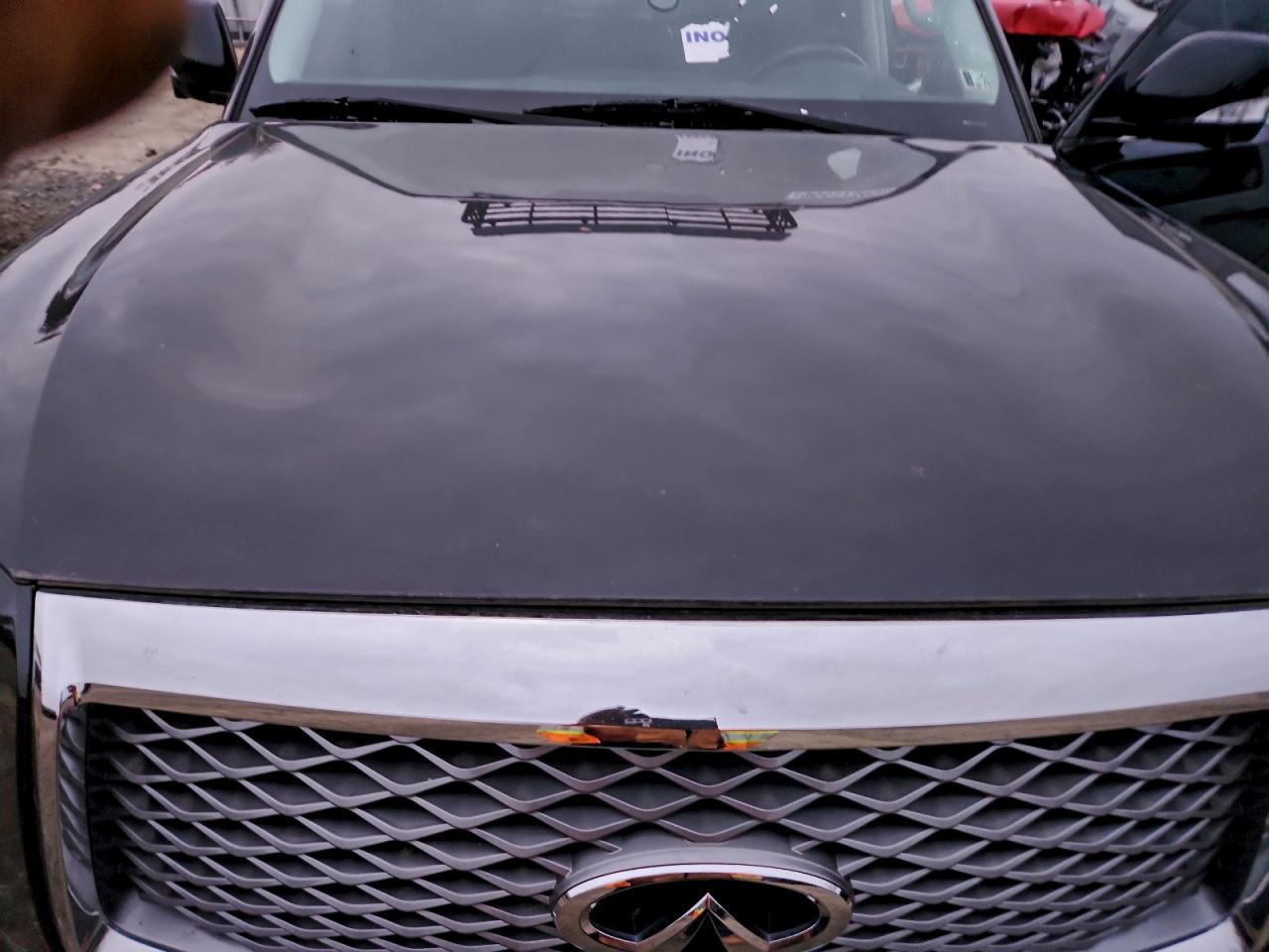 INFINITI Qx Base Image 6