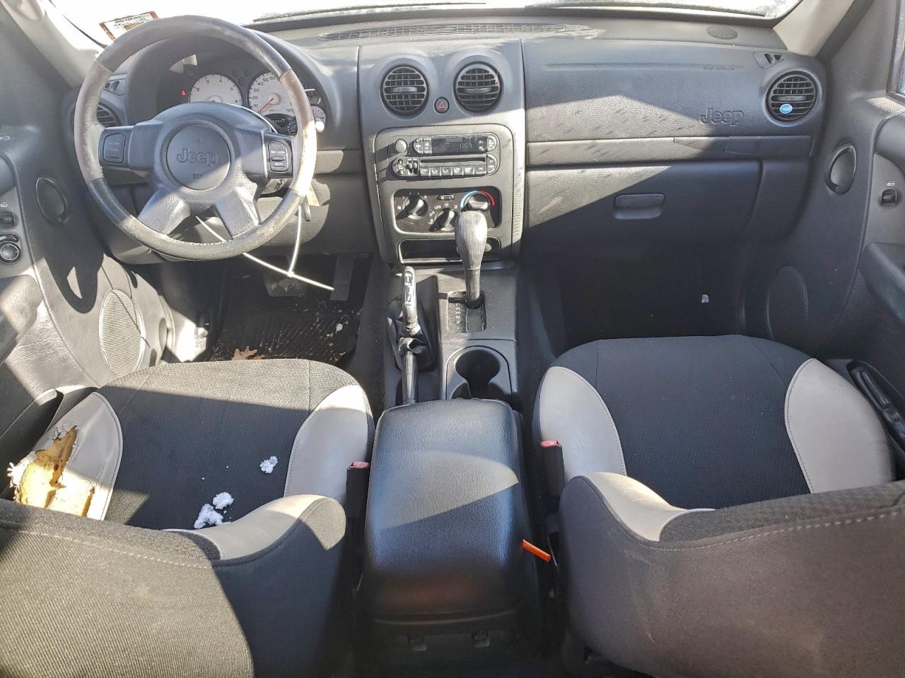 Jeep Liberty Sport Image 13