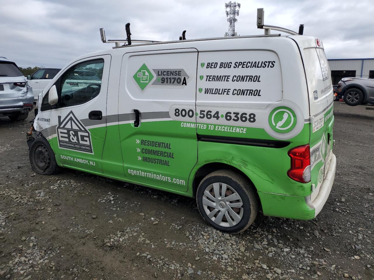 Nissan Nv 2.5s Image 5