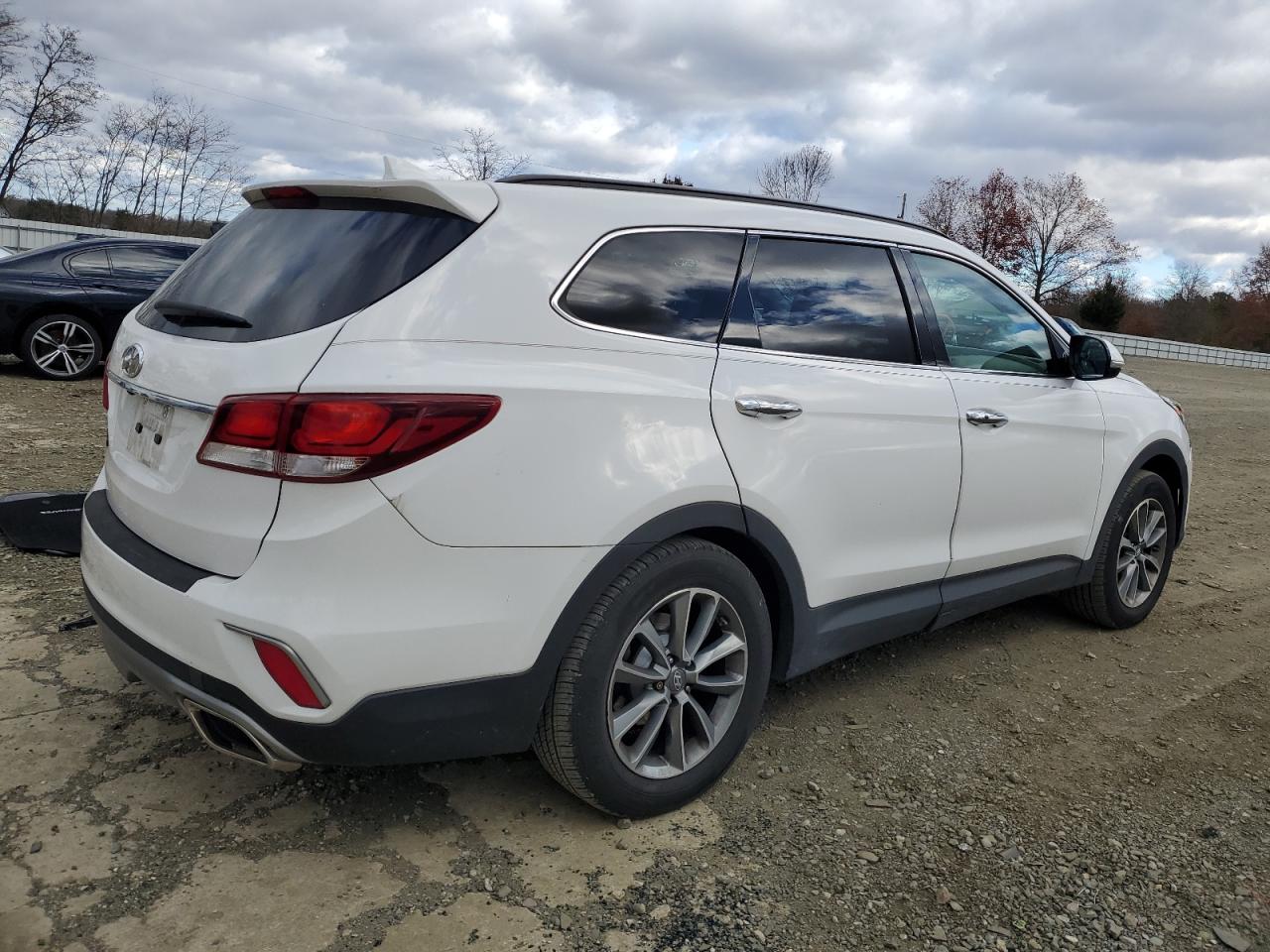 Hyundai SANTA FE Se Image 3