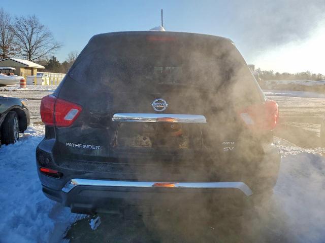 Nissan Pathfinder S Image 3