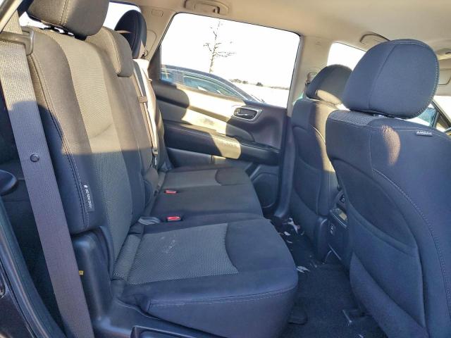 Nissan Pathfinder S Image 6