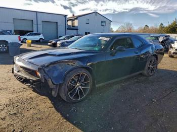  Salvage Dodge Challenger