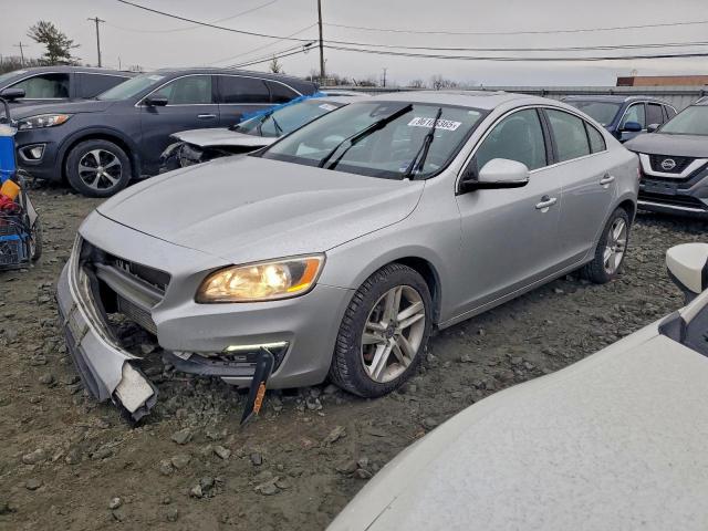  Salvage Volvo S60
