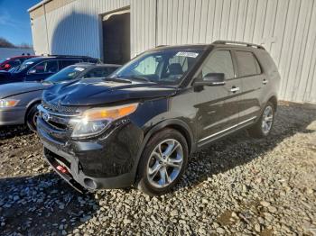  Salvage Ford Explorer