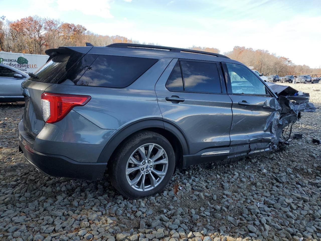 Ford Explorer Xlt Image 6