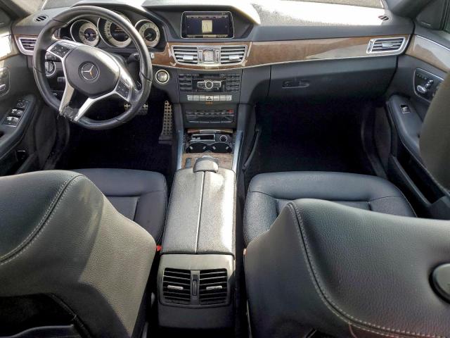 Mercedes-Benz E-Class 350 4matic Image 11