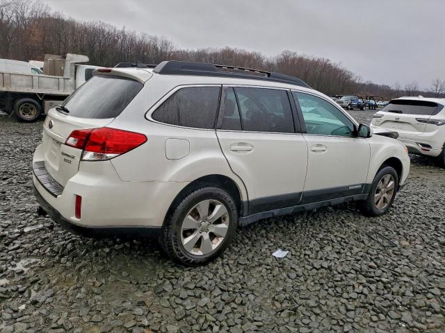 Subaru Outback 2.5i Limited Image 3