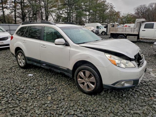 Subaru Outback 2.5i Limited Image 11