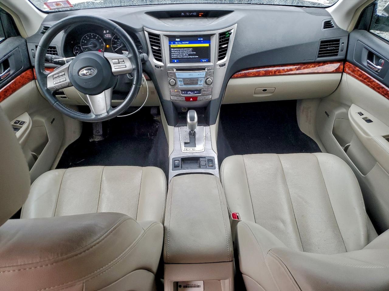 Subaru Outback 2.5i Limited Image 5