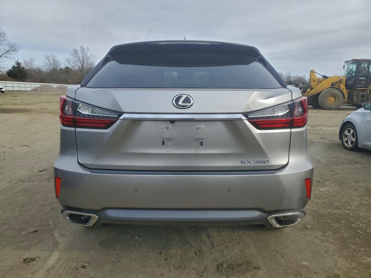 Lexus RX 350 Base Image 9