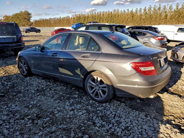 Mercedes-Benz C-Class 300 4matic Image 10