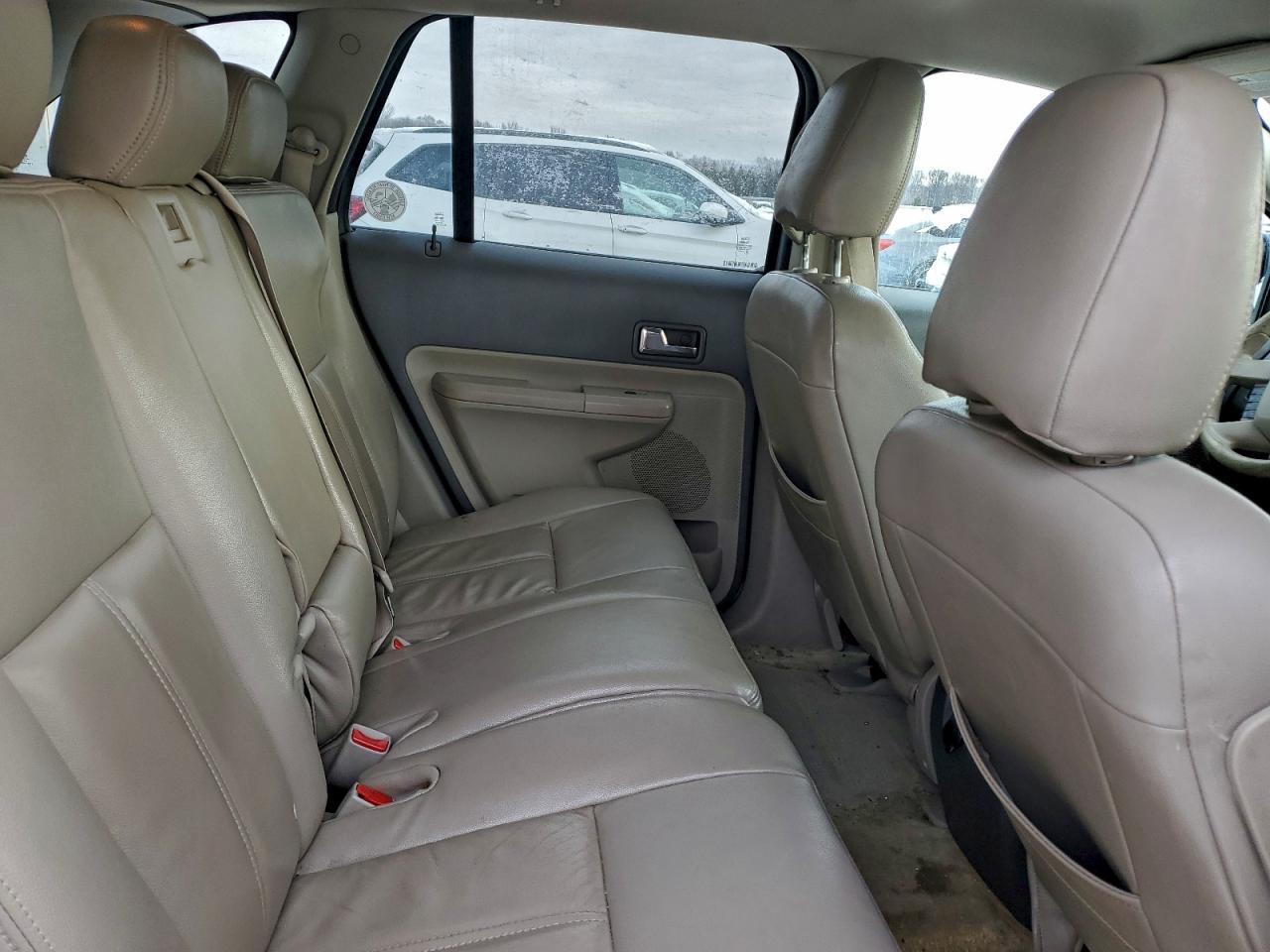 Ford Edge Se Image 11