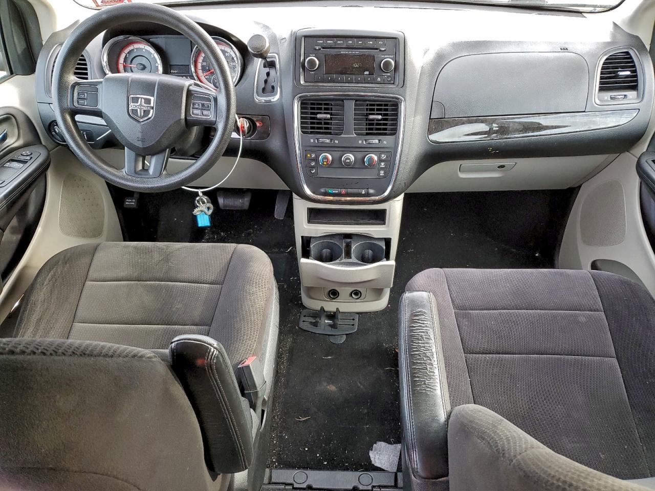 Dodge Caravan Se Image 9