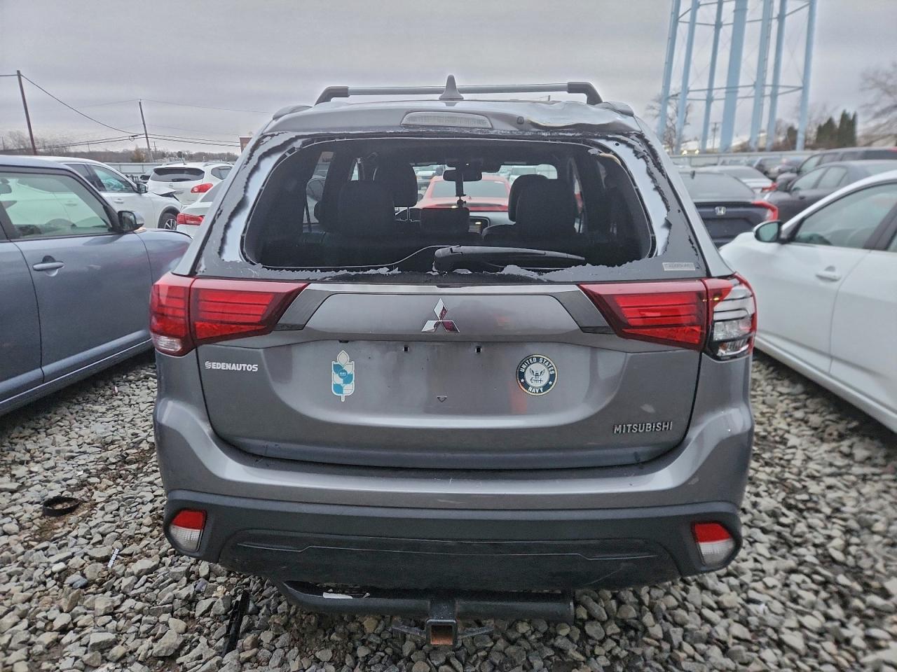 Mitsubishi Outlander Se Image 5