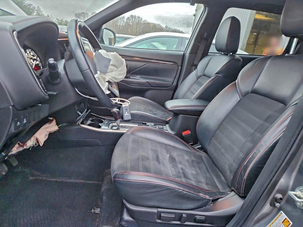 Mitsubishi Outlander Se Image 7