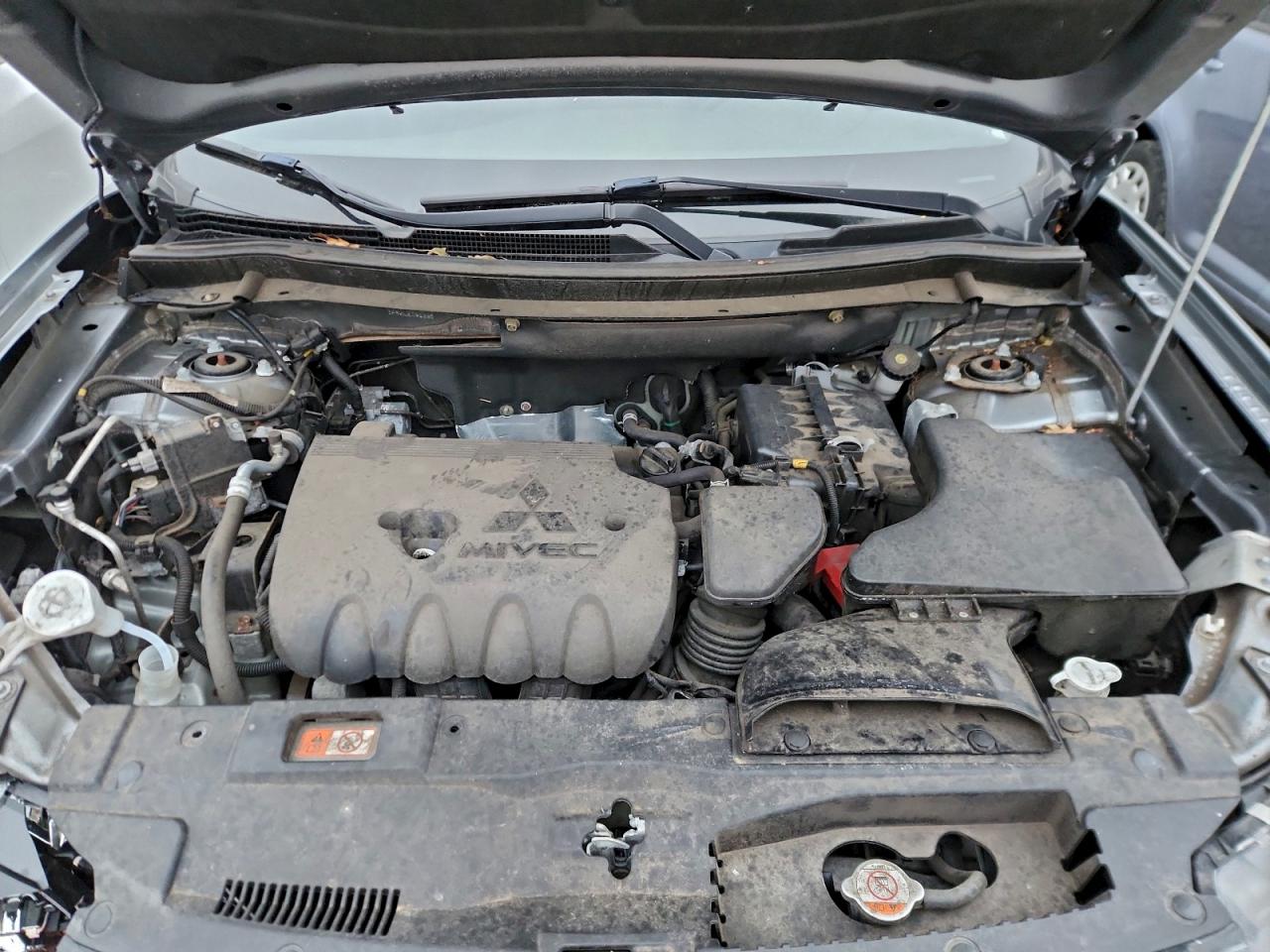 Mitsubishi Outlander Se Image 9