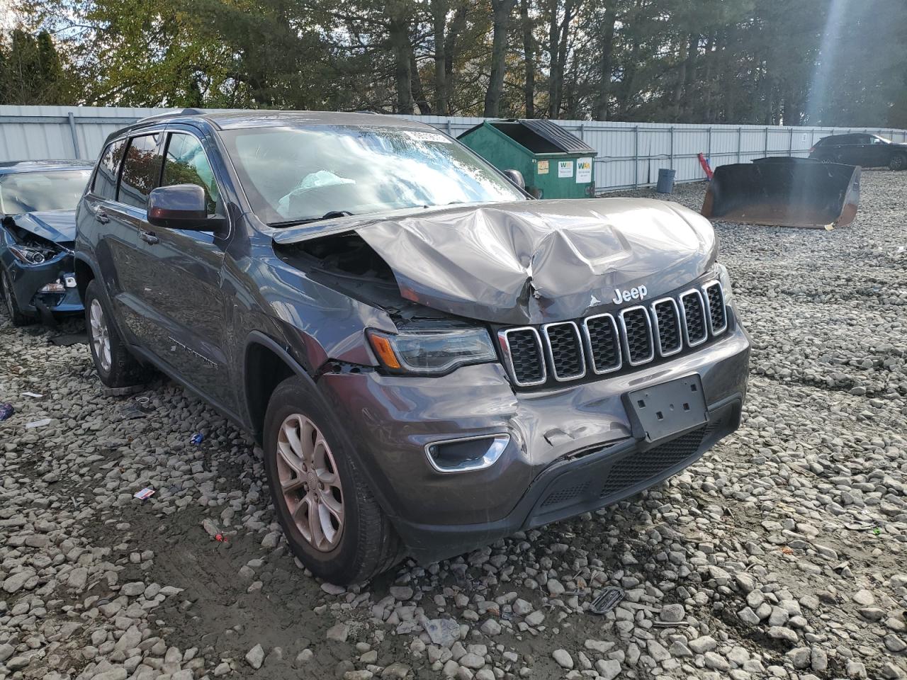 Jeep Grand Cherokee Laredo Image 6
