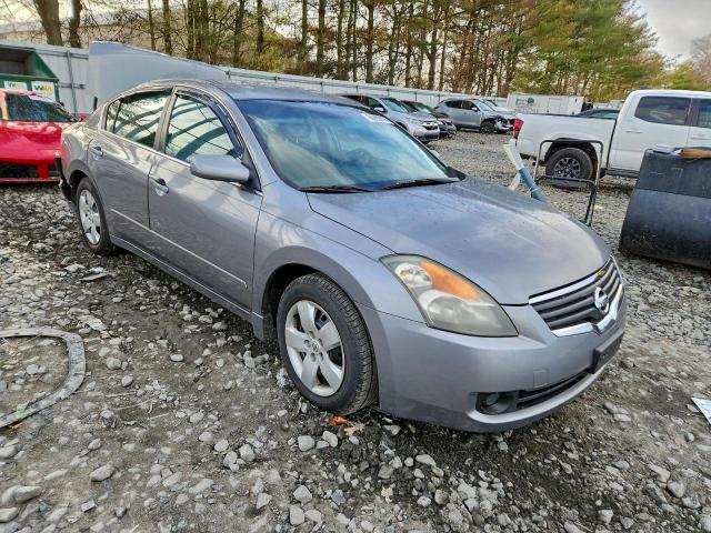 Nissan Altima 2.5 Image 6