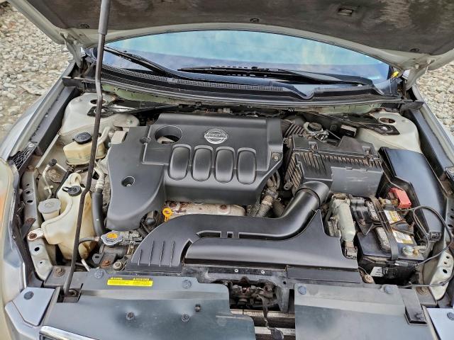 Nissan Altima 2.5 Image 10