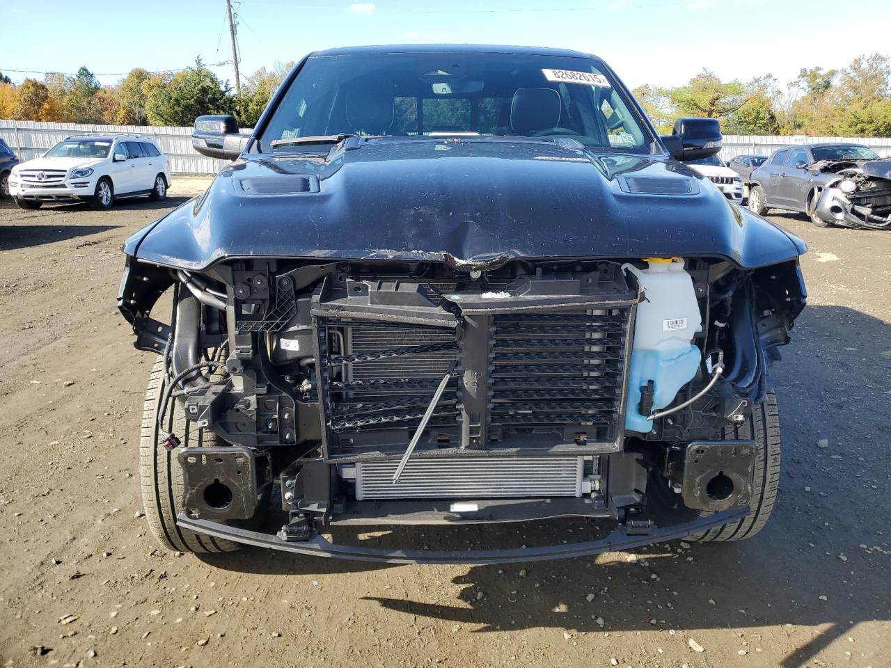 Ram 1500 Laramie Image 11