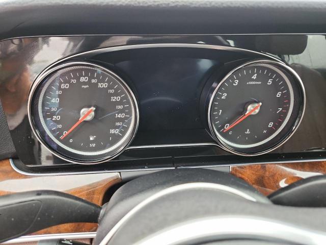 Mercedes-Benz E-Class 300 4matic Image 3