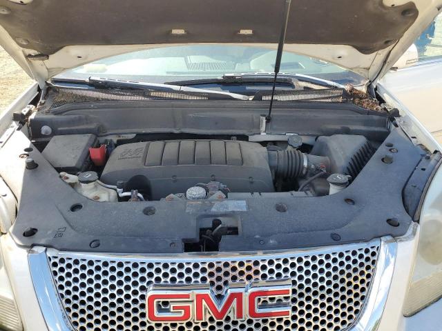 GMC Acadia Denali Image 3