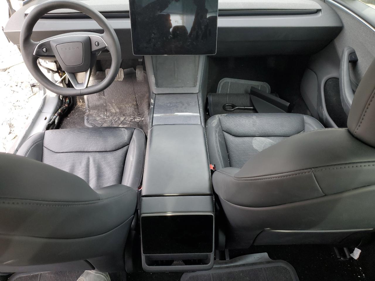 Tesla Model 3 Image 2