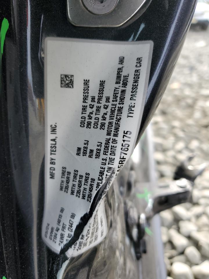 Tesla Model 3 Image 11