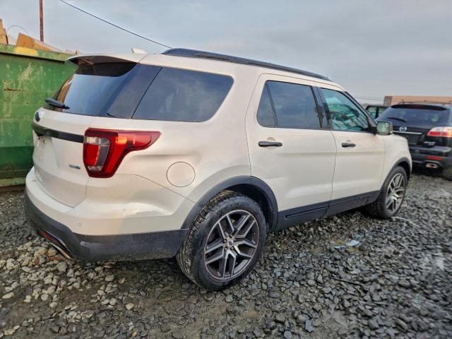 Ford Explorer Sport Image 12