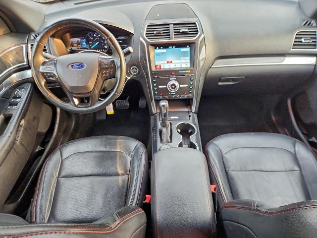 Ford Explorer Sport Image 5