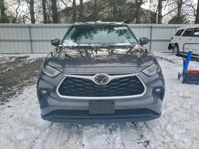 Toyota Highlander Xle Image 8