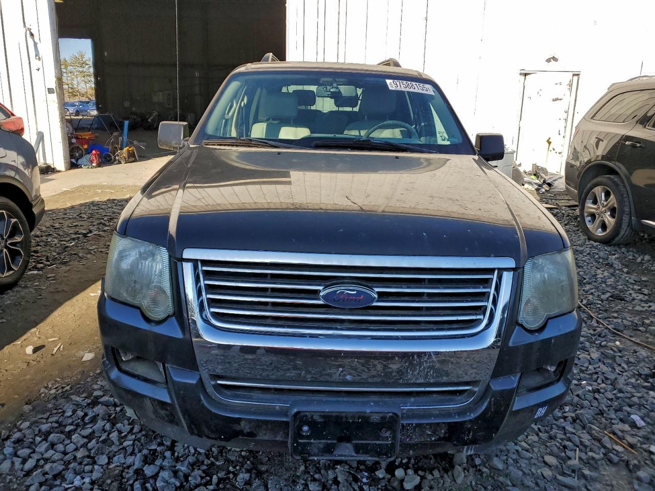 Ford Explorer Xlt Image 4