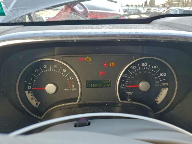 Ford Explorer Xlt Image 7