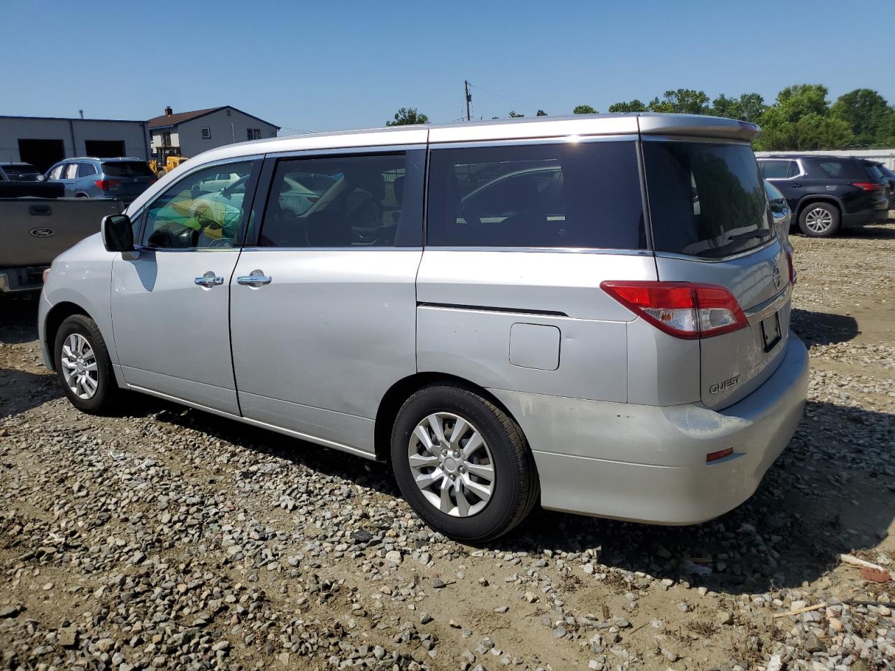 Nissan Quest S Image 8