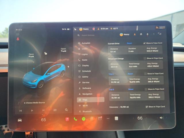 Tesla Model 3 Image 6