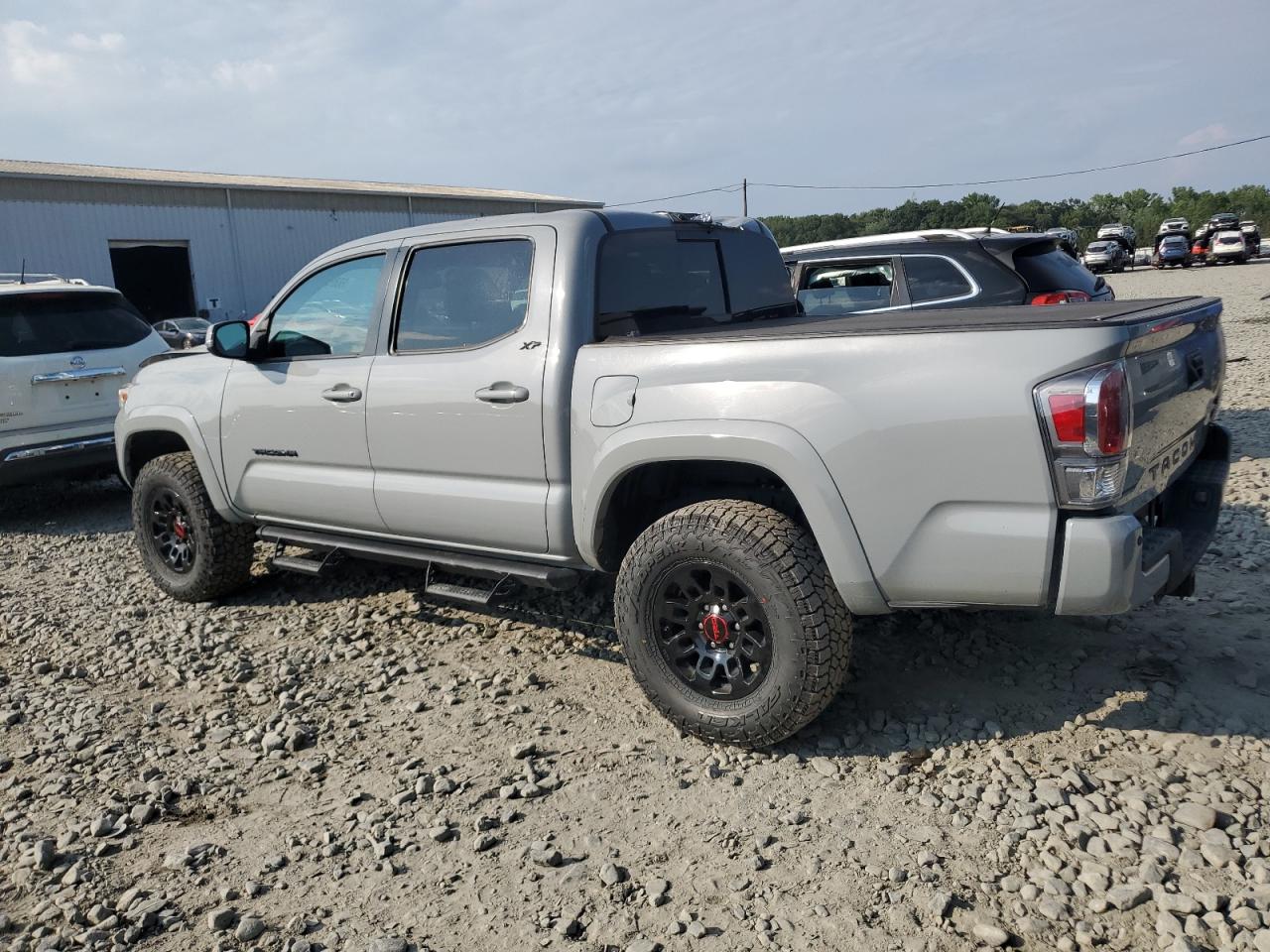 Toyota Tacoma Double Cab Image 6