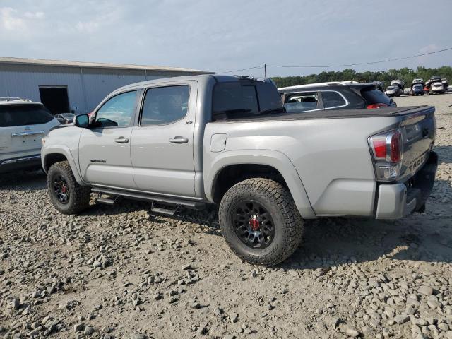 Toyota Tacoma Double Cab Image 6