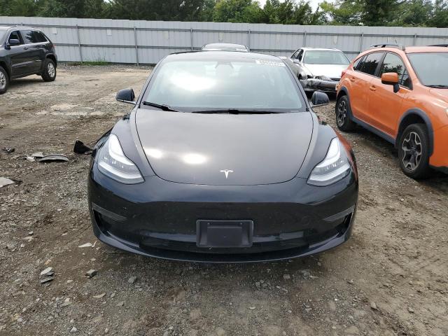 Tesla Model 3 Image 7