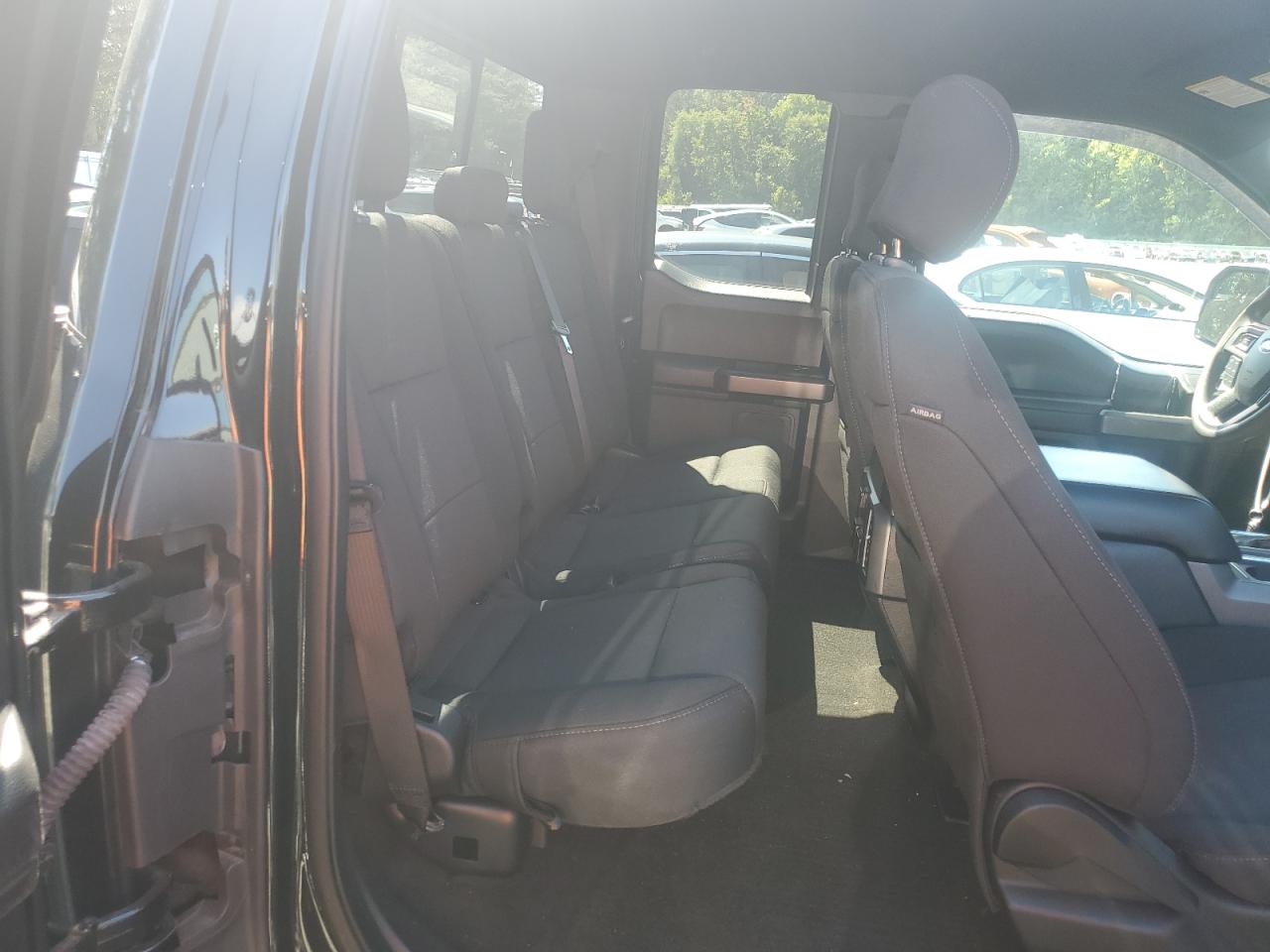 Ford F-150 Super Cab Image 8