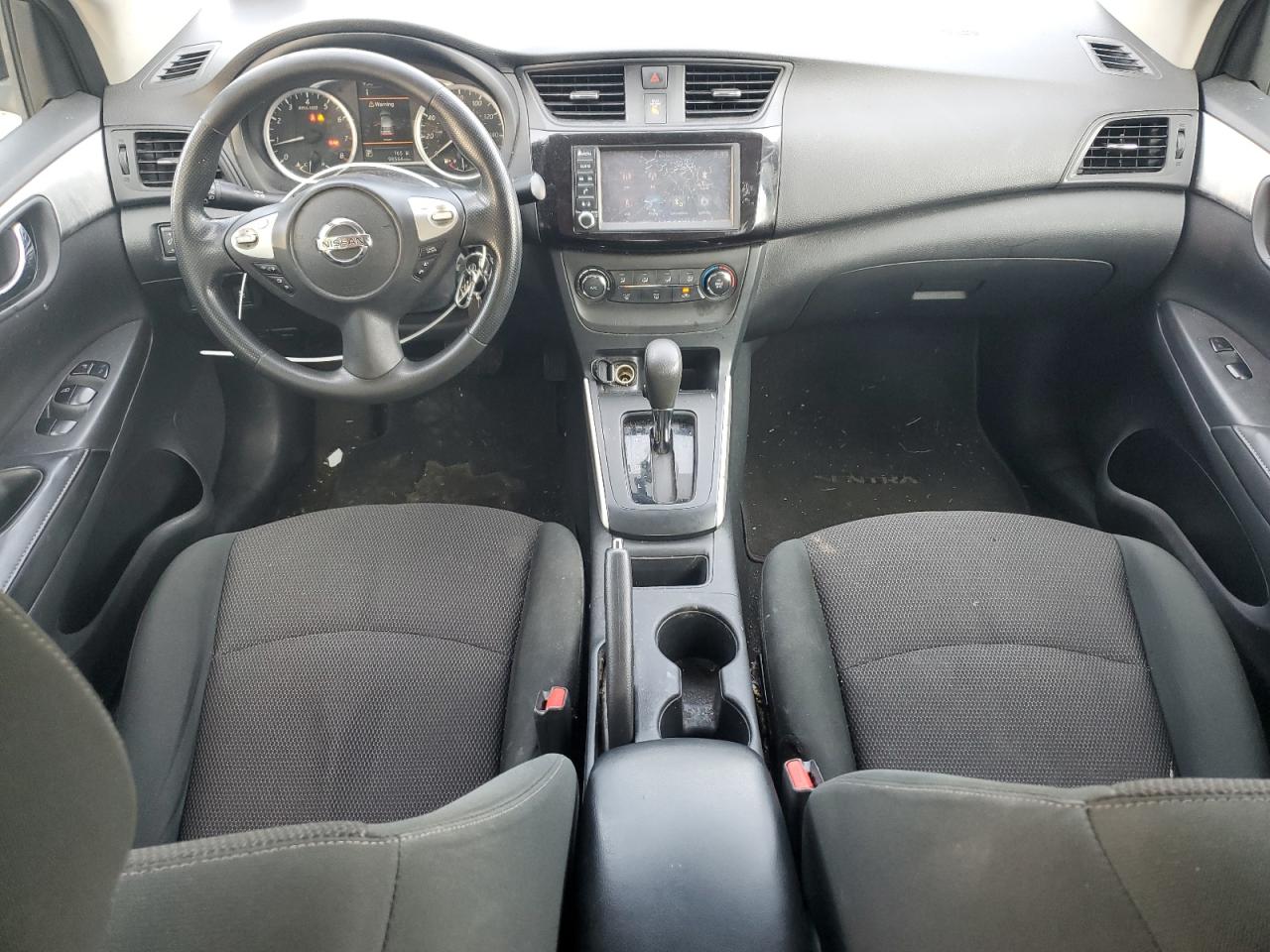 Nissan Sentra S Image 9