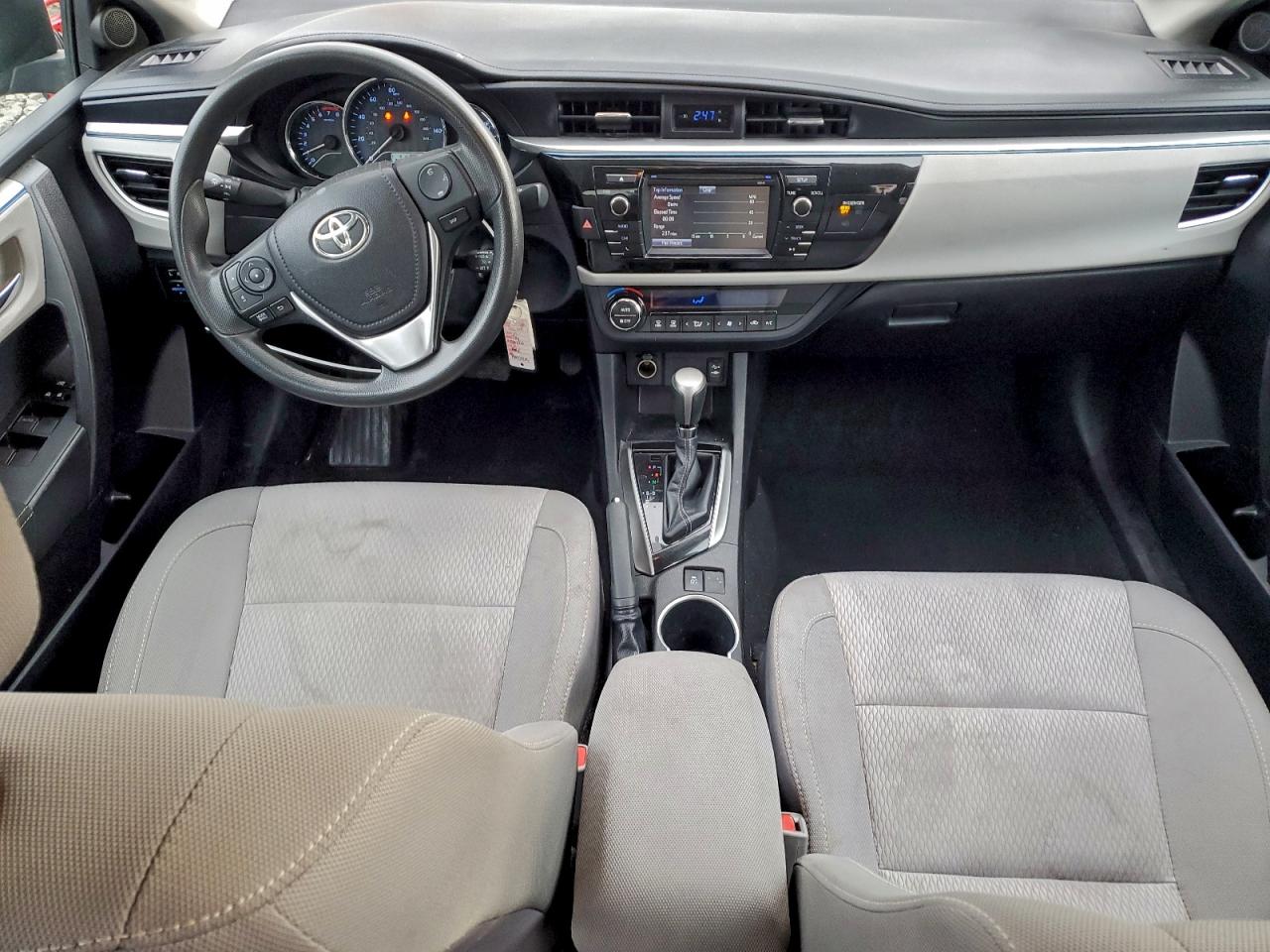 Toyota Corolla L Image 13