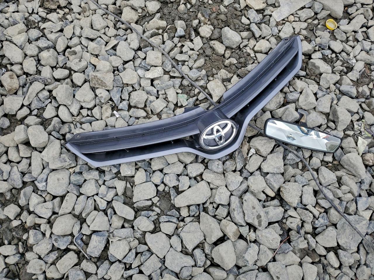 Toyota Corolla L Image 9