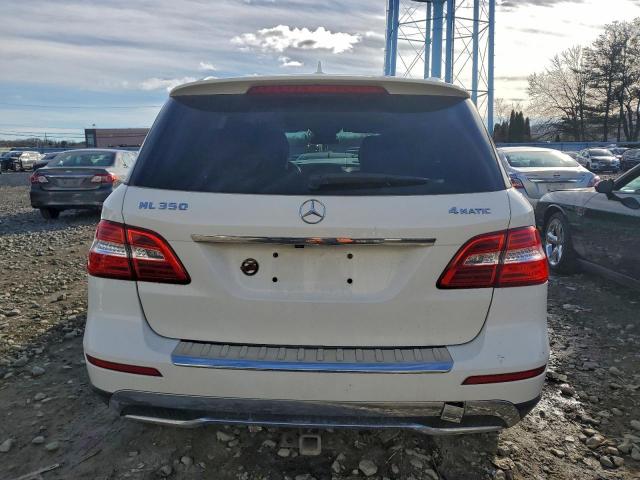 Mercedes-Benz M-Class 350 4matic Image 9