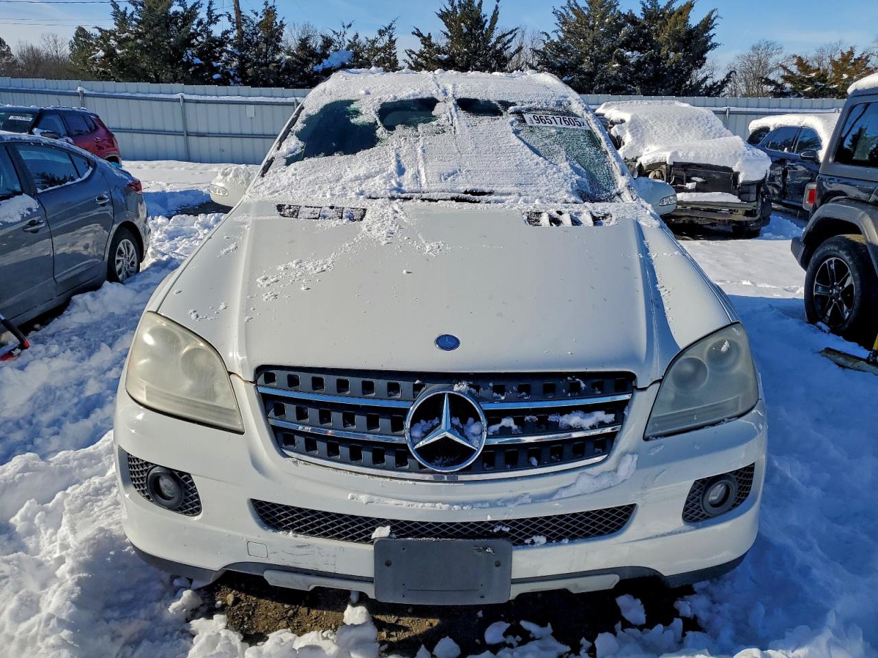 Mercedes-Benz M-Class 350 Image 7