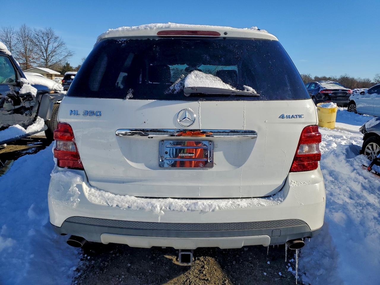 Mercedes-Benz M-Class 350 Image 8