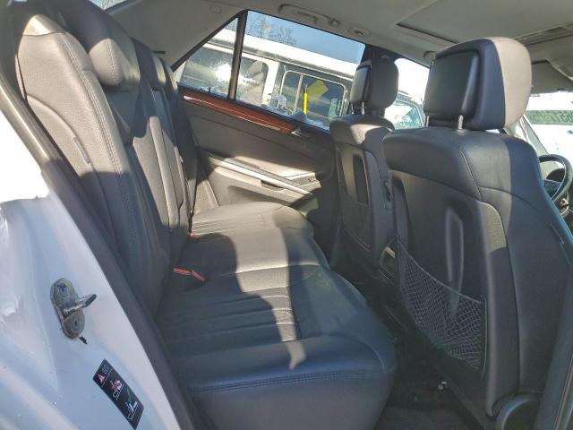 Mercedes-Benz M-Class 350 Image 5