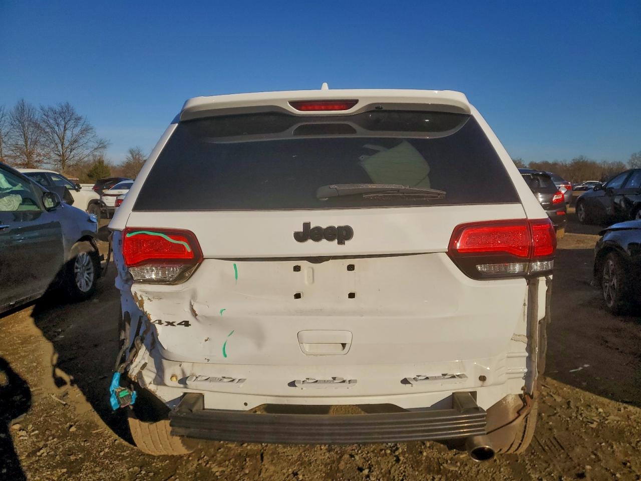 Jeep Grand Cherokee Laredo Image 13