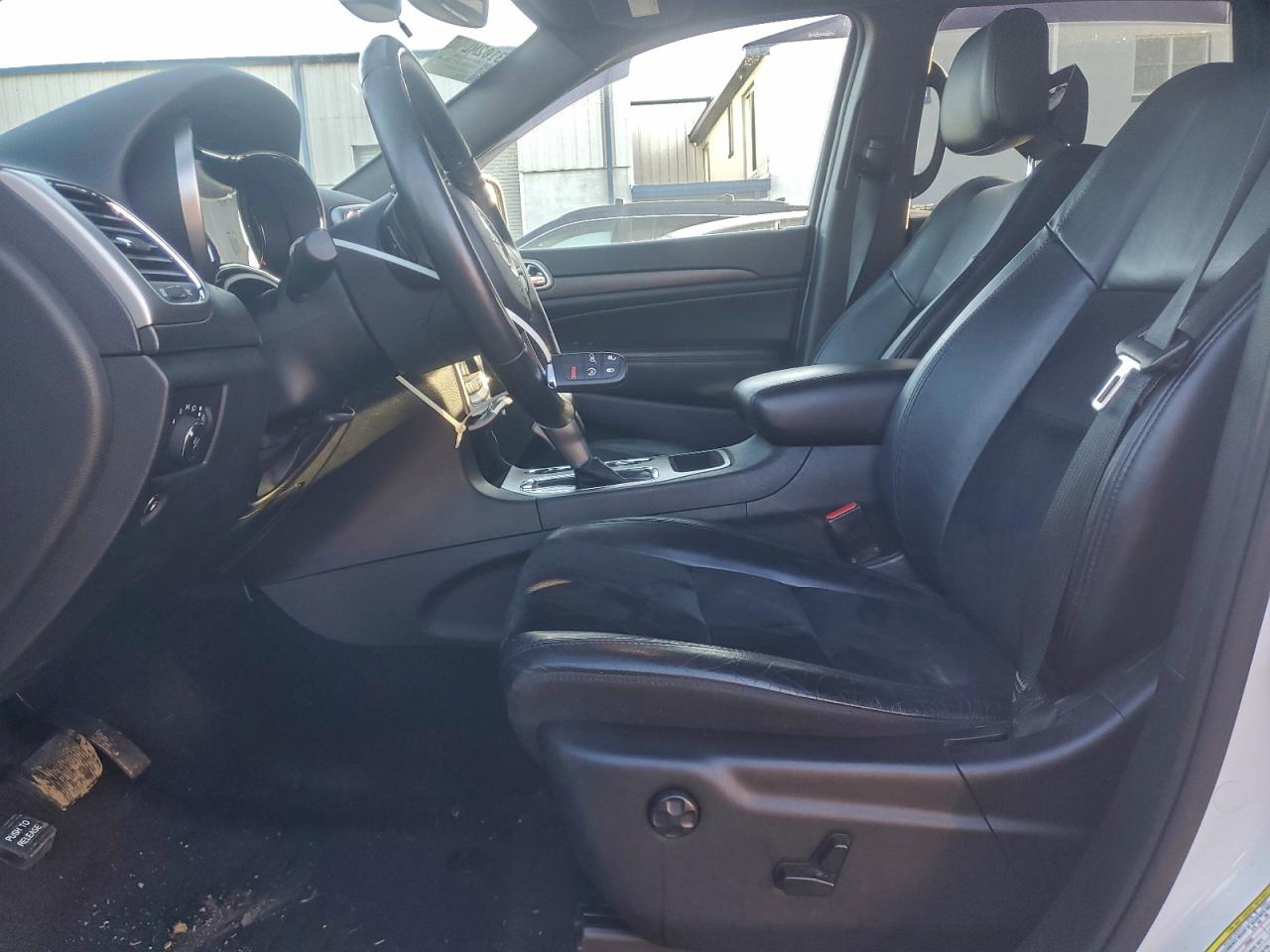 Jeep Grand Cherokee Laredo Image 7