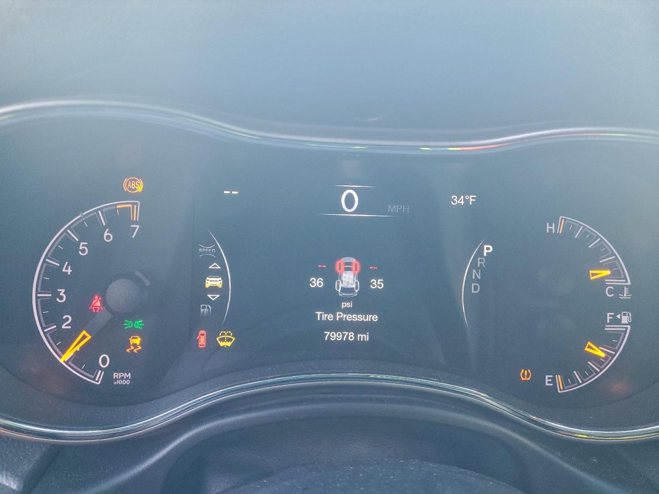 Jeep Grand Cherokee Laredo Image 2